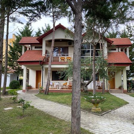 Hotel Garden Villa Ardo 골렘 외부 사진