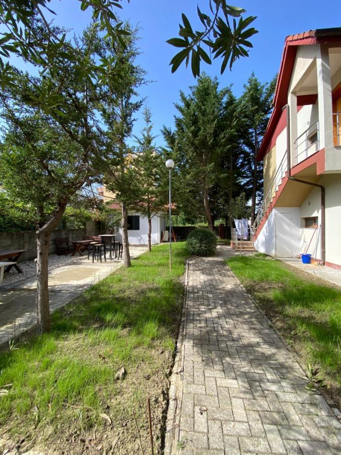 Hotel Garden Villa Ardo 골렘 외부 사진